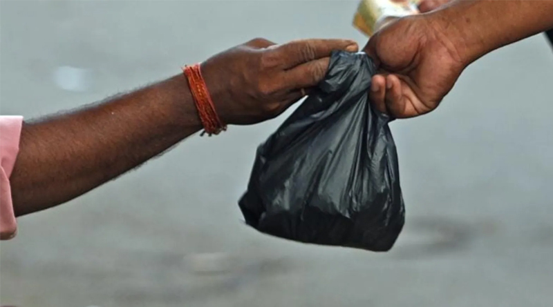 Illegal plastic coming from Nepal to Bengal is increasing the concern | Sangbad Pratidin