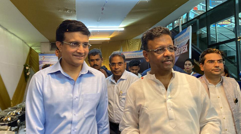 Sourav Ganguly and Firhad Hakim are at the same stage in Kolkata | Sangbad Pratidin