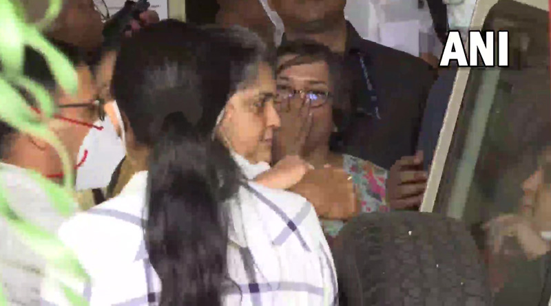 Activist Teesta Setalvad detained। Sangbad Pratidin