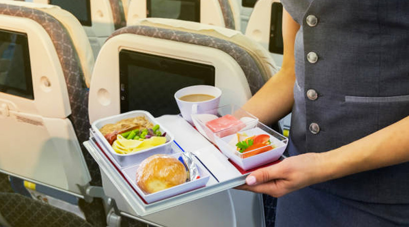 A Cabin crew claims he found a 'severed snake head' in their flight meal | Sangbad Pratidin