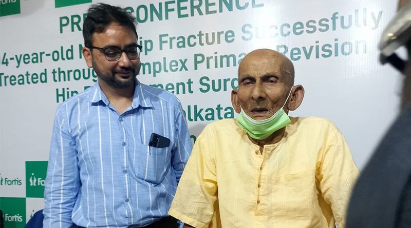 Successful Hip Replacement Joint done in Kolkata for 104 years old man | Sangbad Pratidin