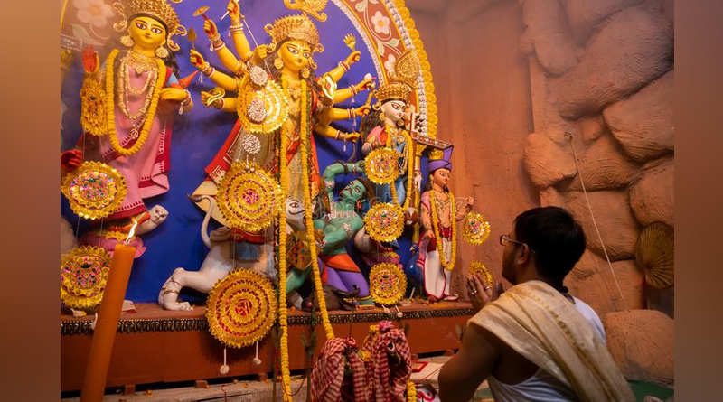Gujrati priests in kolkata to learn Durga Puja rituals | Sangbad Pratidin