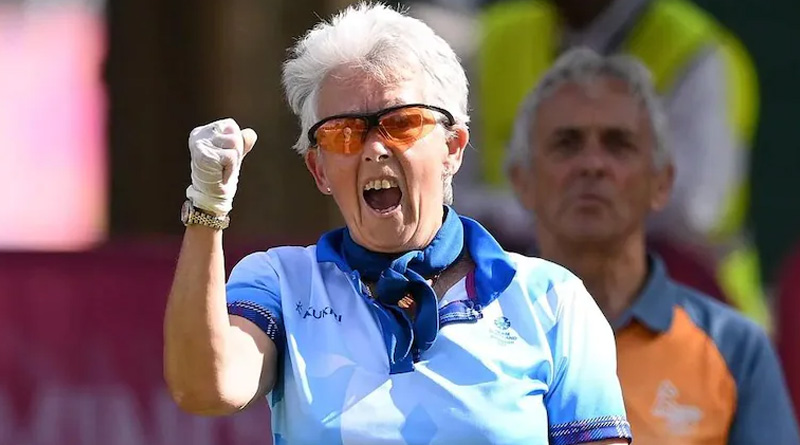 73 year old wins gold in Commonwealth Games lawn bowl | Sangbad Pratidin