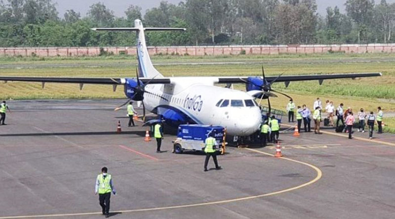 This is how a flight was delayed over mobile chat in Mangaluru | Sangbad Pratidin