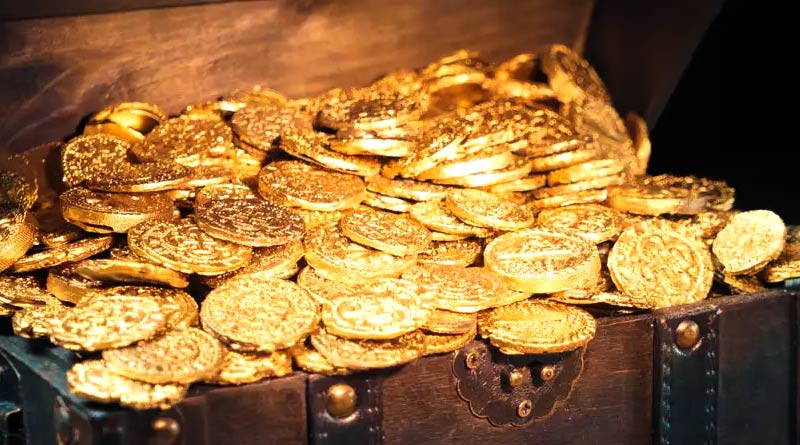 Investing in gold is the best in turbulent economy | Sangbad Pratidin