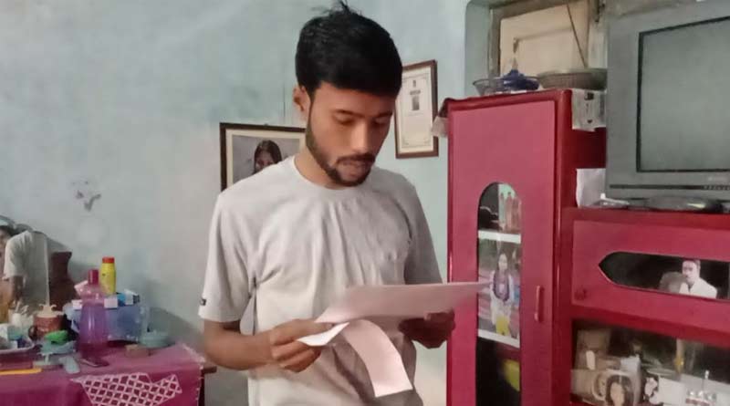 Brother of deceased in Mal disaster demands Govt job, returns home guard appointment | Sangbad Pratidin