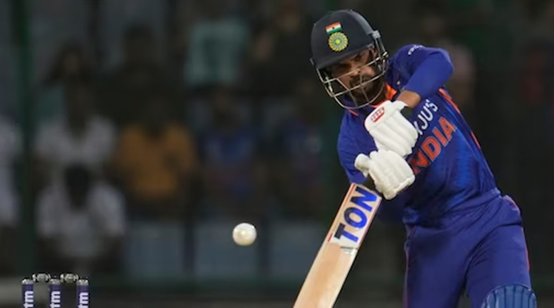 Ruturaj Gaikwad creates history, becomes first player to hit 7 sixes in an over in list A cricket | Sangbad Pratidin