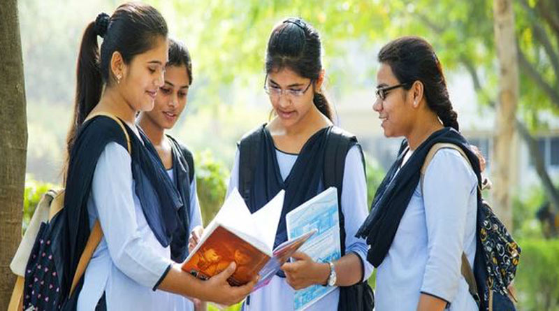 School principal in Himachal Pradesh announced free air, rail and road trips to toppers। Sangbad Pratidin
