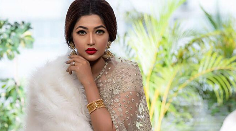 Azmeri Haque Badhan shared her previous marriage experience | Sangbad Pratidin