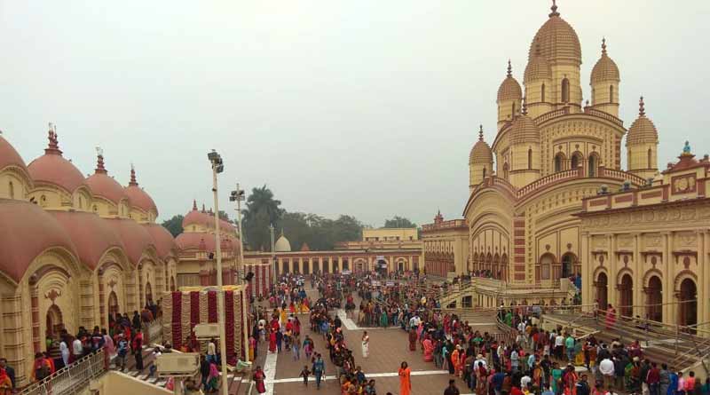 Devotees gather at Dakshineswar temple and Cossipore Udyanbati on the occasion of Kalpataru Utsav । Sangbad Pratidin