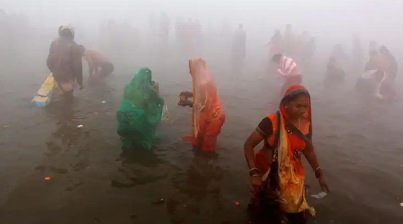 Gangasagar to Kolkata vessel service disrupted due to intense fog । Sangbad Pratidin