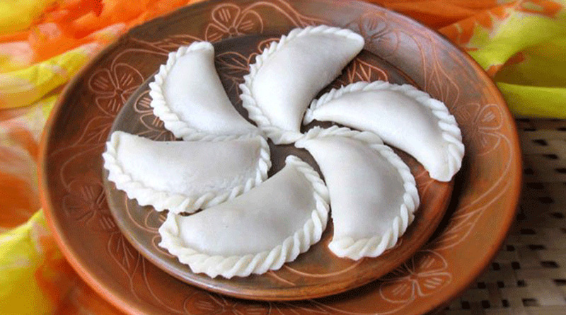 No requirement for rice cake utensils, crisis for Murshidabad workers | Sangbad Pratidin