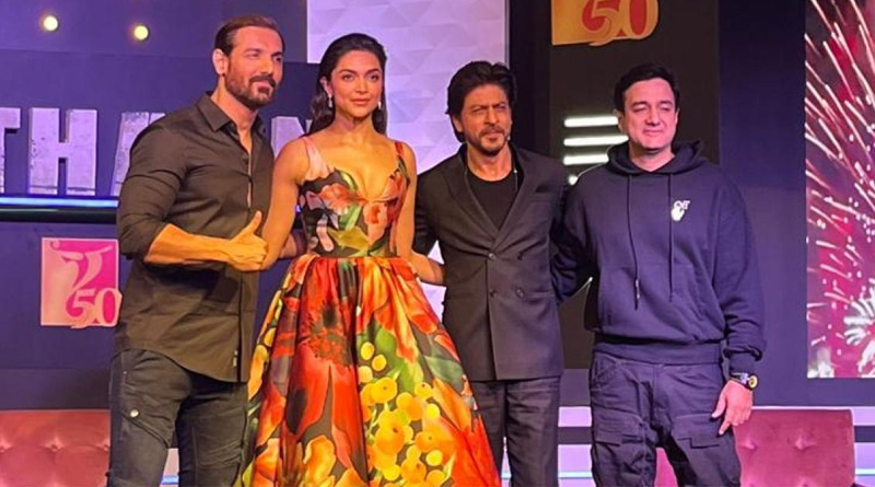 After Pathaan's huge success, Shah Rukh Khan adresses Media| Sangbad Pratidin
