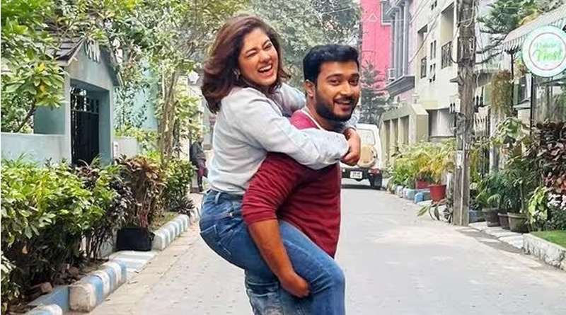 Ditipriya Roys video goes viral | Sangbad Pratdin