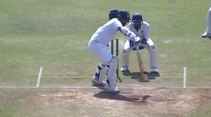 Hanuma Vihari Bats One-Handed in Ranji Trophy | Sangbad Pratidin