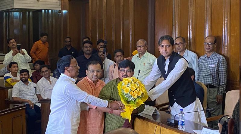 Congress MLA Bayron Biswas takes oath in assembly | Sangbad Pratidin