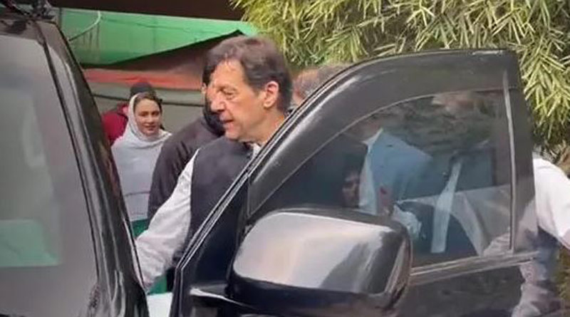Imran Khan's convoy meets with accident en route Islamabad। Sangbad Pratidin