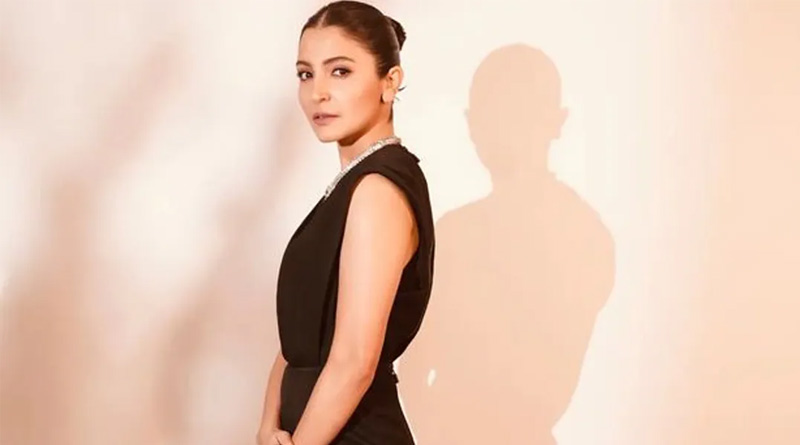 Anushka Sharma bike ride without helmet video goes viral| Sangbad Pratidin