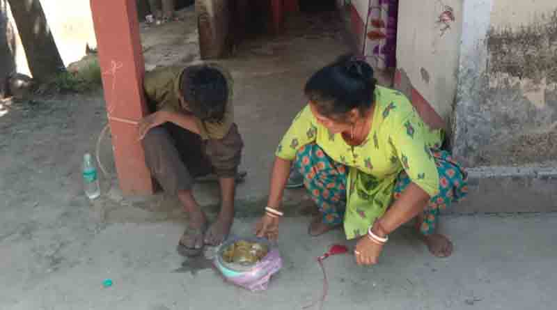 House Owner feed thief in Malbazar | Sangbad Pratidin