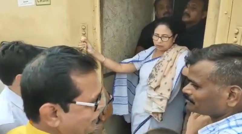 WB CM Mamata Banerjee interact with TMC leaders in Rampurhat station । Sangbad Pratidin