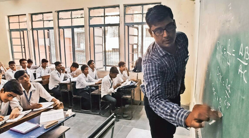 Calcutta HC Cracks down on Private tution by govt school teachers | Sangbad Pratidin