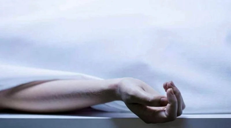 Telangana Teen stabbed in eyes with screwdriver and throat slit with blade | Sangbad Pratidin