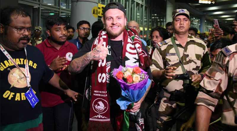 Jason Cummings and Florentin Pogba arrive in Mohun Bagan । Sangbad Pratidin