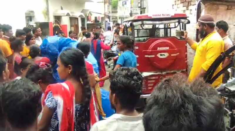 Young man found dead at girlfriend's house in Hooghly । Sangbad Pratidin