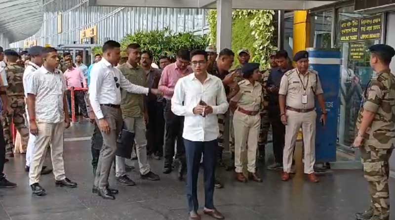 Abhishek Banerjee again invited like minded parties to fight against BJP before heading to Delhi | Sangbad Pratidin