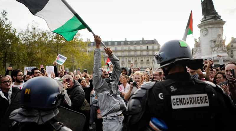 French police break up pro-Palestinian demo after ban in France। Sangbad Pratidin