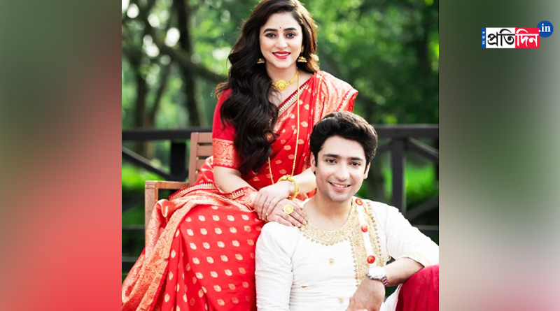 Durga Puja 2023: Gaurav Chakrabarty, Ridhima Ghosh shares son's photo, wishing Happy Puja to fans| Sangbad Pratidin
