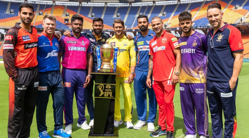 Full list of retained, released players; Hardik Pandya remains at Gujarat; RCB releases Hasaranga, Harshal Patel। Sangbad Pratidin