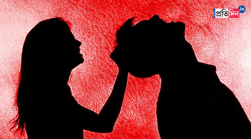 Delhi woman bites off husband's ear | Sangbad Pratidin