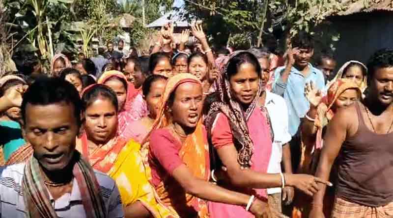 Upset over bad road conditions, locals agitates in front of MP Khagen Murmu । Sangbad Pratidin
