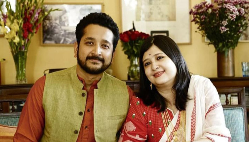 Parambrata Chatterjee's wife piya Chakraborty's facebook post viral| Sangbad Pratidin