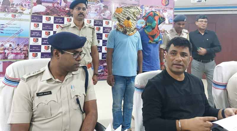 Fake Facebook account of Purulia's SP, police arrests two person । Sangbad Pratidin