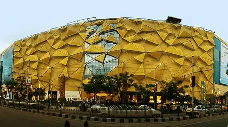 Young man committed suicide by jumping from Kolkata's Quest Mall । Sangbad Pratidin