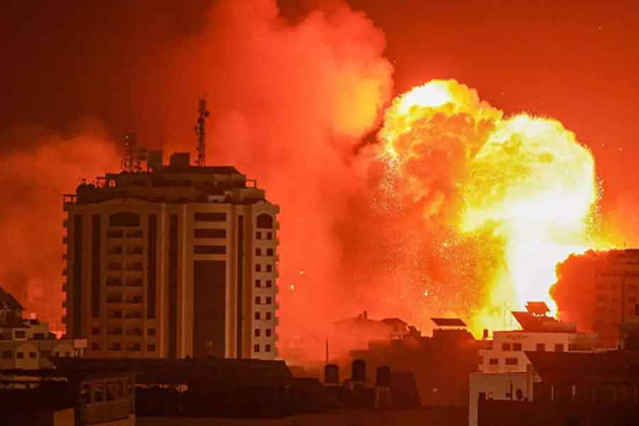 33 dead in Israeli strikes in Gaza। Sangbad Pratidin