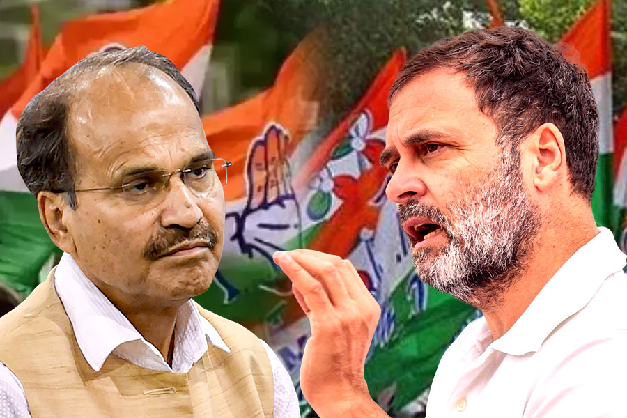 Adhir Ranjan Chowdhury exposed! Congress tells truth about Rahul Gandhi's car incident | Sangbad Pratidin
