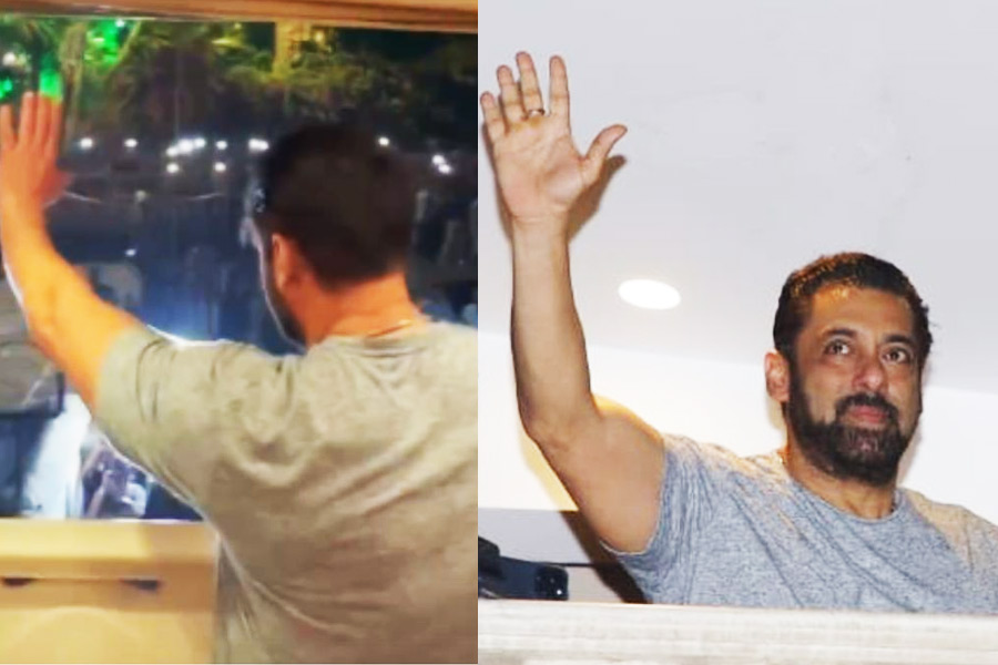 Salman Khan Greets Fans Gathered Outside Galaxy On His Birthday | Sangbad Pratidin