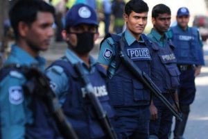 Gold and cash stolen from empty house while family at Pandal in Bangladesh