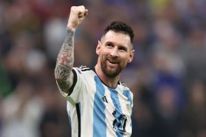 Lionel Messi hints at home farewell on September