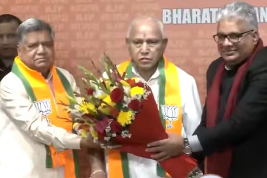 ex-Karnataka Chief Minister Jagadish Shettar re-joins BJP | Sangbad Pratidin