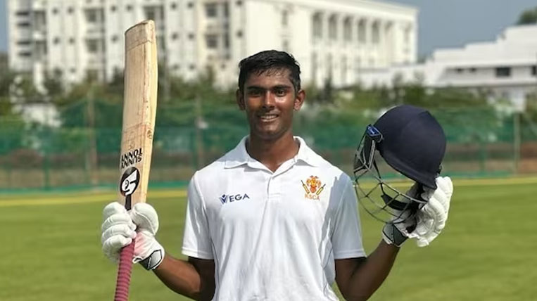 Karnataka rode on a record-breaking 404 not out from Prakhar Chaturvedi in the final against Mumbai । Sangbad Pratidin