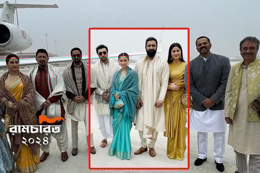 Vicky Kaushal, Katrina Kaif, Ranbir Kapoor, Alia Bhatt in one frame at Ram Mandir inauguration in Ayodhya | Sangbad Pratidin