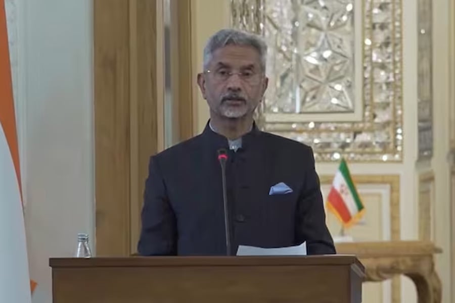 S Jaishankar met Iran foreign minister, express concern on Houthi attack on red sea | Sangbad Pratidin