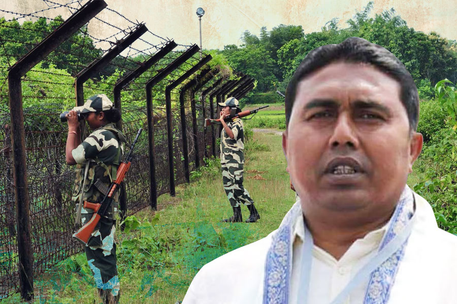 Enforcement directorate assumes TMC leader SK Shahjahan flee to Bangladesh । Sangbad Pratidin