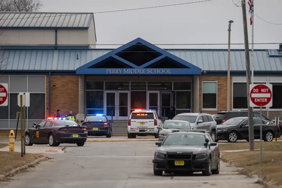 USA teenager shots in school, kills student, 5 injured | Sangbad Pratidin