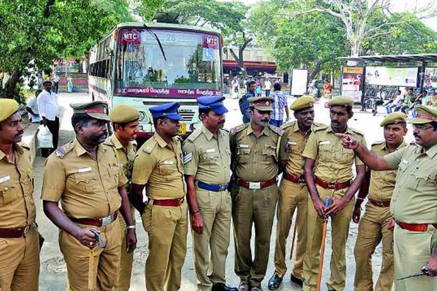 Several schools in Chennai receive bomb threat by Email। Sangbad Pratidin