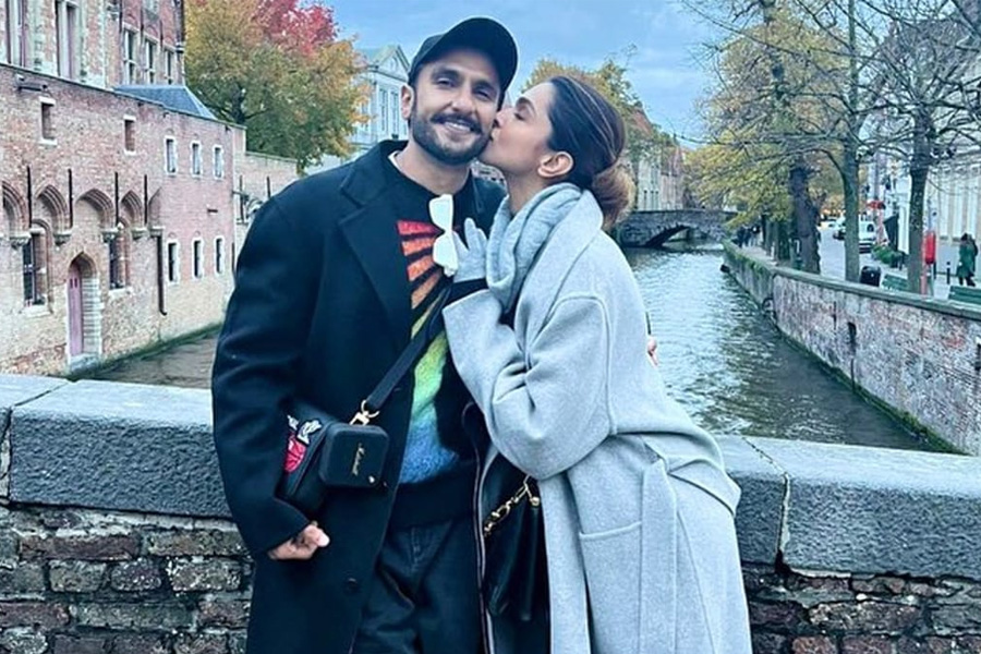 Deepika Padukone and Ranveer Singh announced their pregnancy| Sangbad Pratidin
